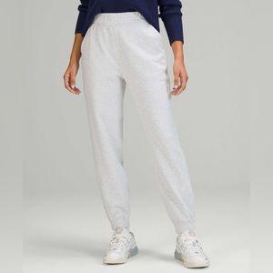 NWOT Lululemon Relaxed HR Jogger 28”